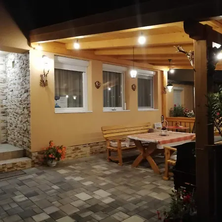 Prázdninový dům Agica Vendeghaz *
