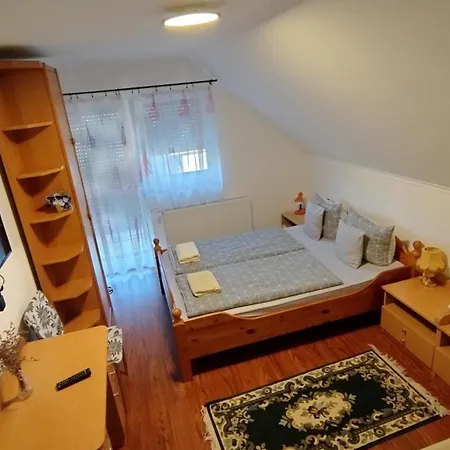Agica Vendeghaz * Andornaktalya