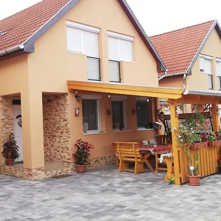Agica Vendeghaz Holiday home
